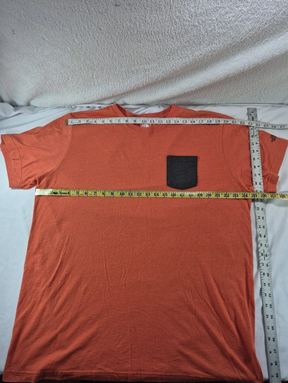 THE NORTH FACE Men’s XXL Orange Crewneck Pocket T-Shirt Colorblock Grey Casual